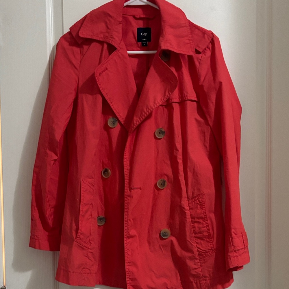 GAP Vibrant Coral Short Trench Coat